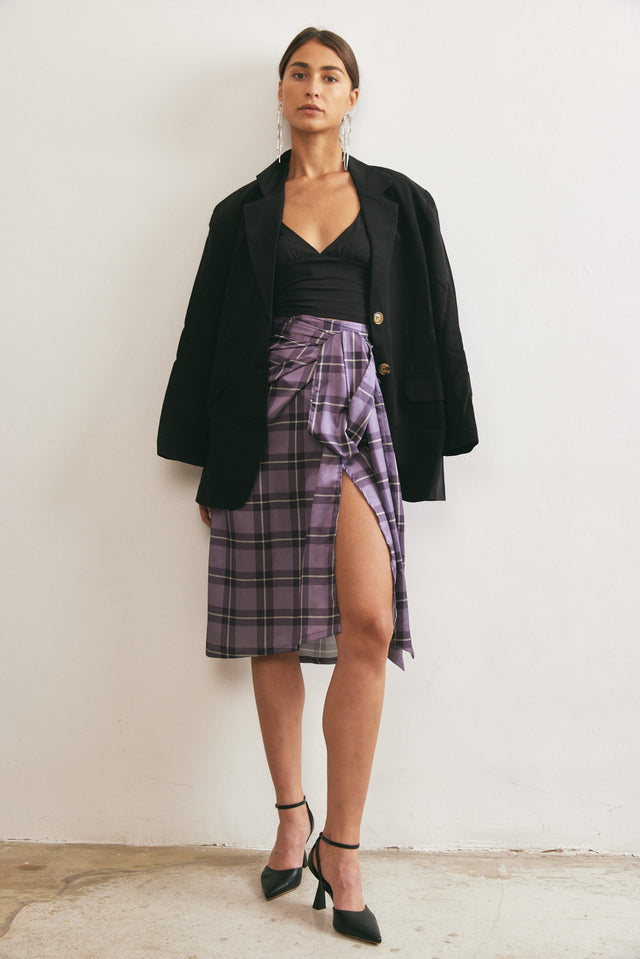 חצאית מעטפת מיאגי משבצות סגולה