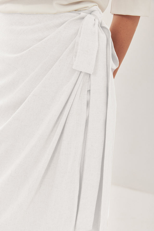 חצאית מעטפת פשתן HOLIDAY לבנה