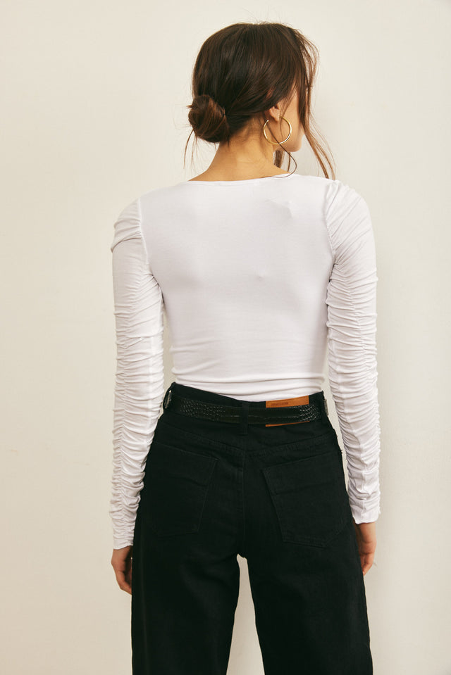 בגד גוף כיווצים לבן