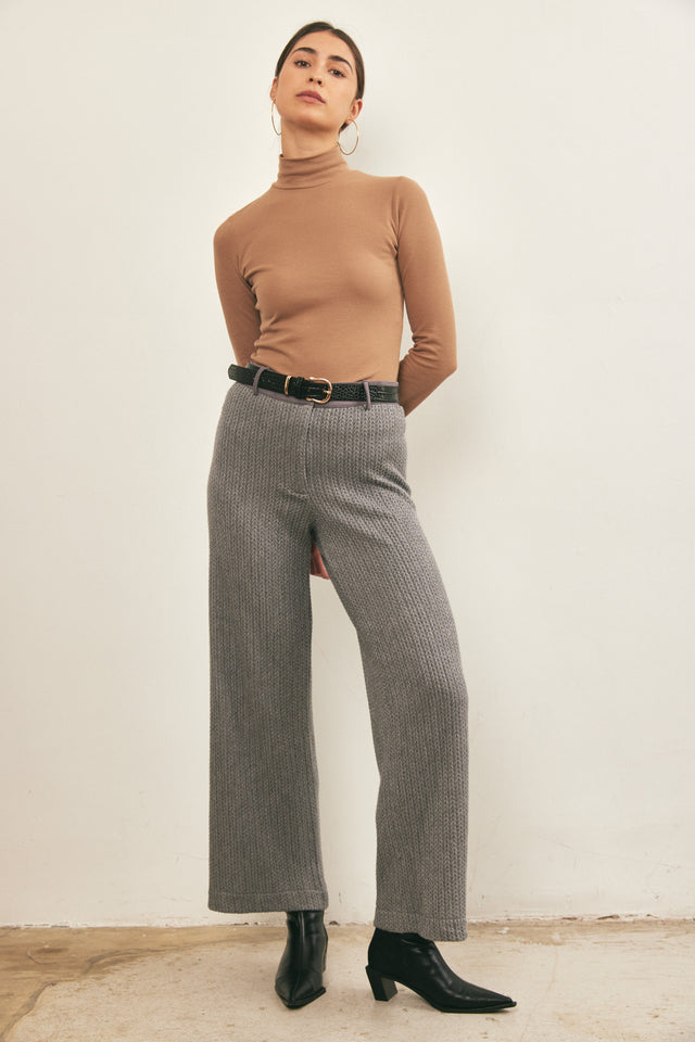 חולצת בייסיק שרוולי פעמון ארוכה ASPEN קאמל