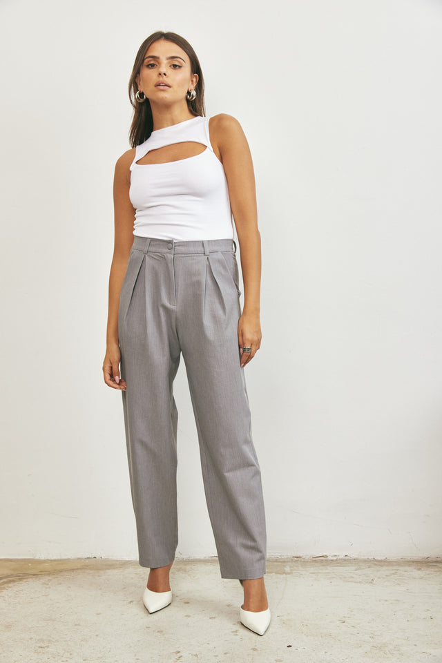 מכנסיים מחויטים מותניים נמוכות אפור קלאסי