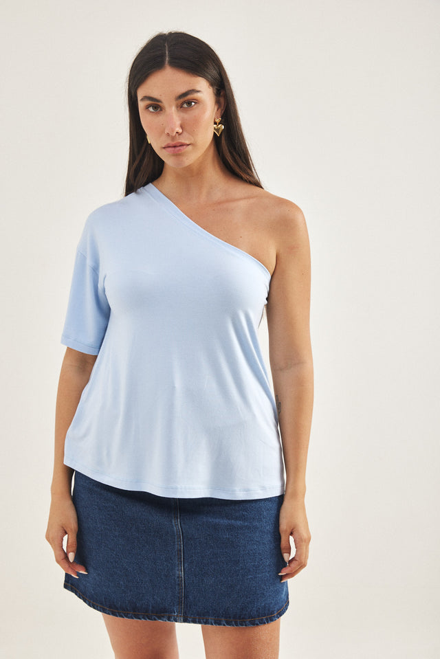 טישרט אוברסייז כתף אחת תכלת