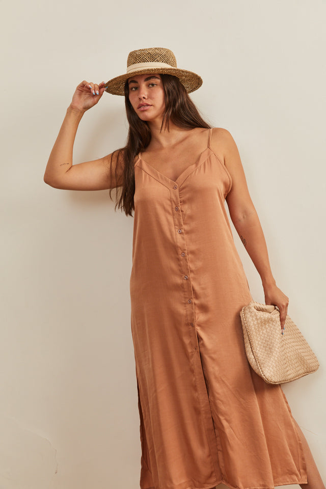 שמלת בריז מקסי מכופתרת קרמל