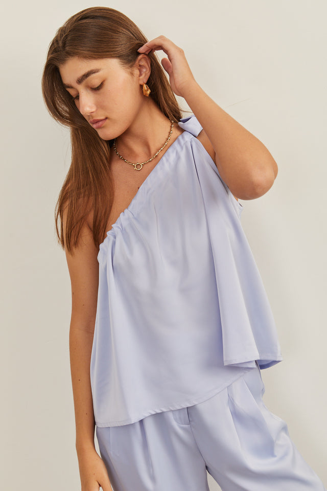 גופיית וואן שולדר אלואיז סאטן תכלת