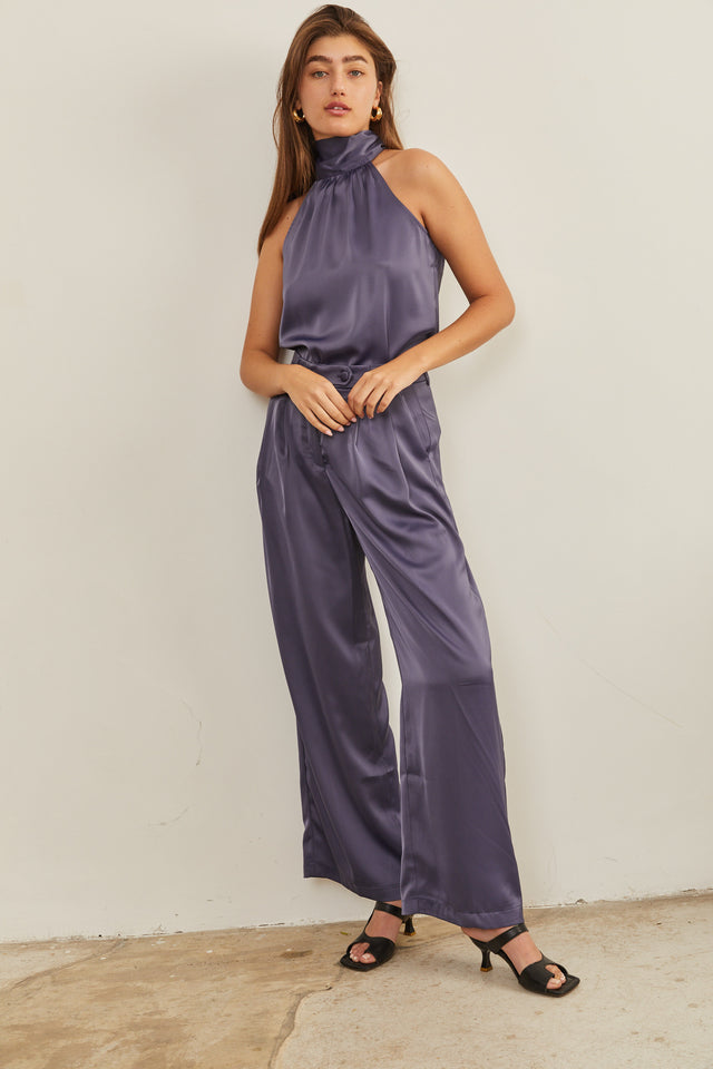 גופיית קולר סיקרט סאטן כחול עמוק