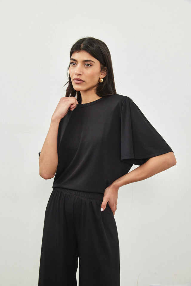 חולצת ריב ספיריט שרוולי פעמון כריות נשלפות שחורה