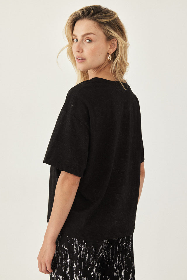 טישירט אוברסייז ווש שחורה