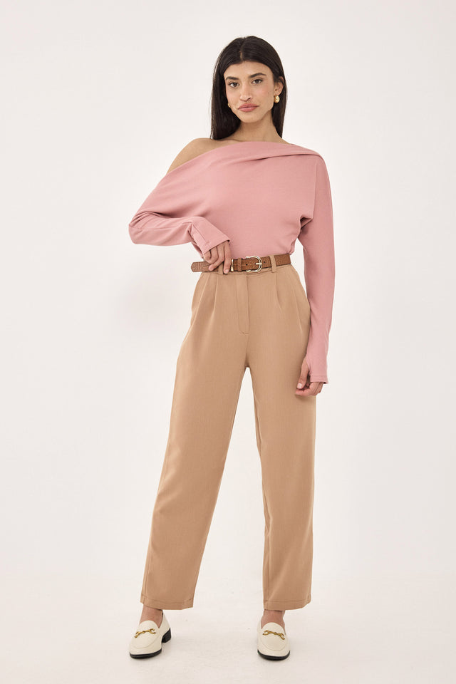 מכנסיים מחוייטים סינמון קאמל