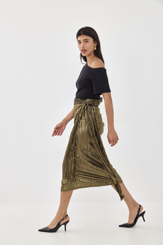 חצאית מעטפת מיאגי פליסה LIGHT שחור זהב