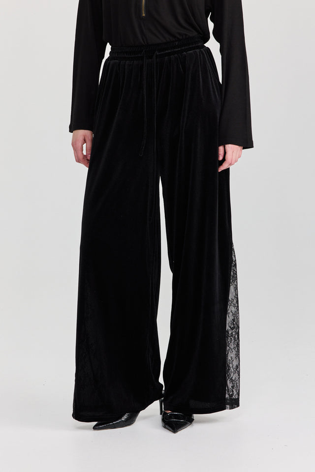 מכנסיים ספיריט מתרחבים גומי קטיפה משולש תחרה שחורים