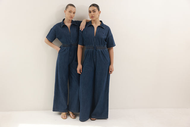 אוברול זיפר ג׳ינס וונט ספייסי קצר שחור