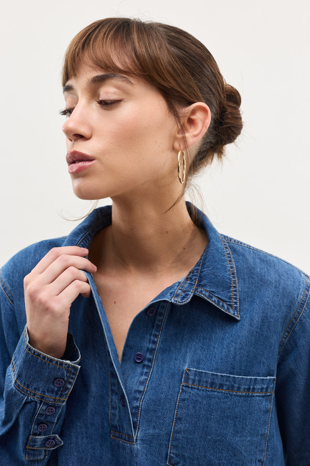 חולצת ג'ינס זואי פולו וואש כחול כהה