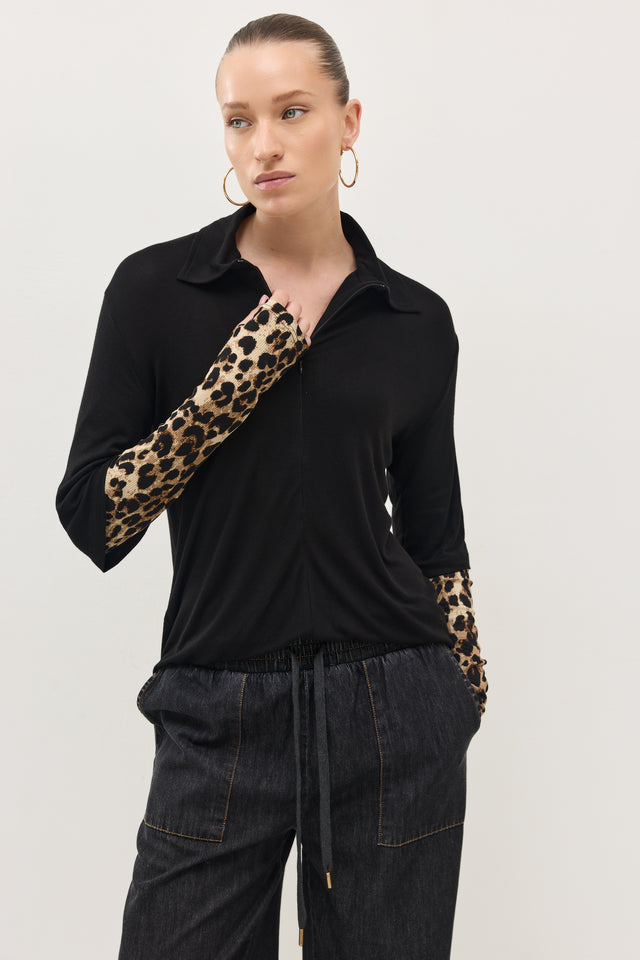 חולצת ספרינג רול שרוולים מנומרים שחורה