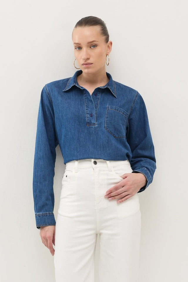 חולצת ג'ינס זואי פולו וואש כחול כהה
