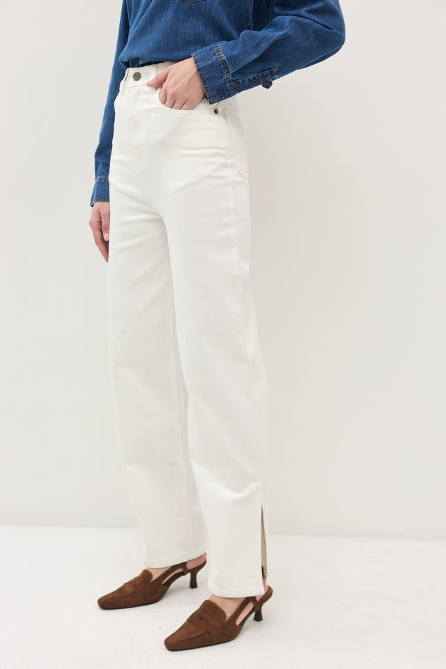 מכנסי ג'ינס גולדי ארוך דיטייל מפתח צדדי לבן