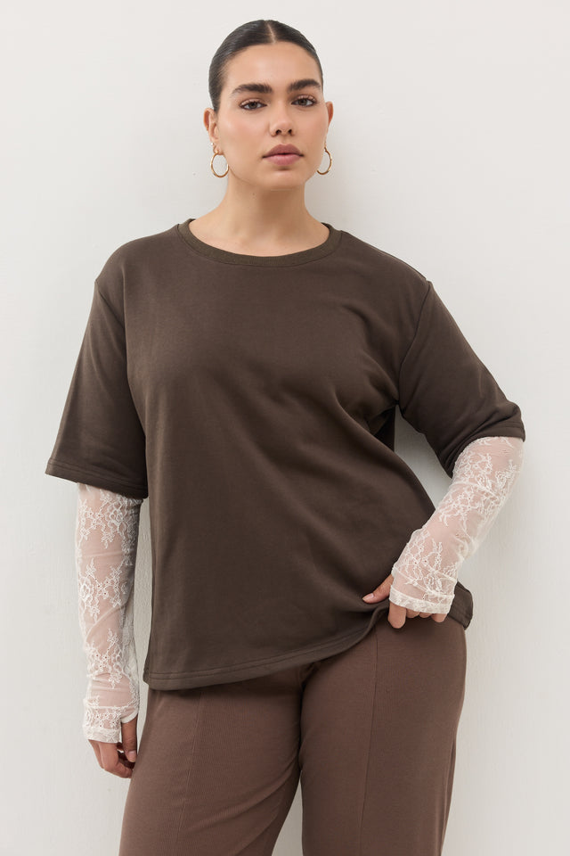 חולצת ספיריט מפתח עגול קצרה שרוולי תחרה חומה