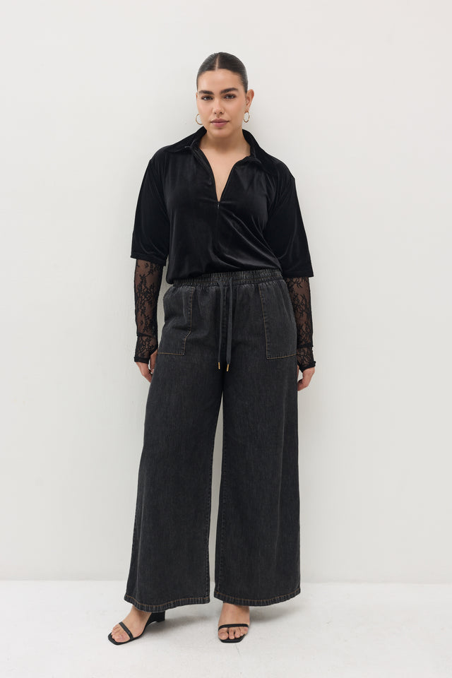 חולצת קטיפה ספרינג רול שרוולי תחרה שחורה