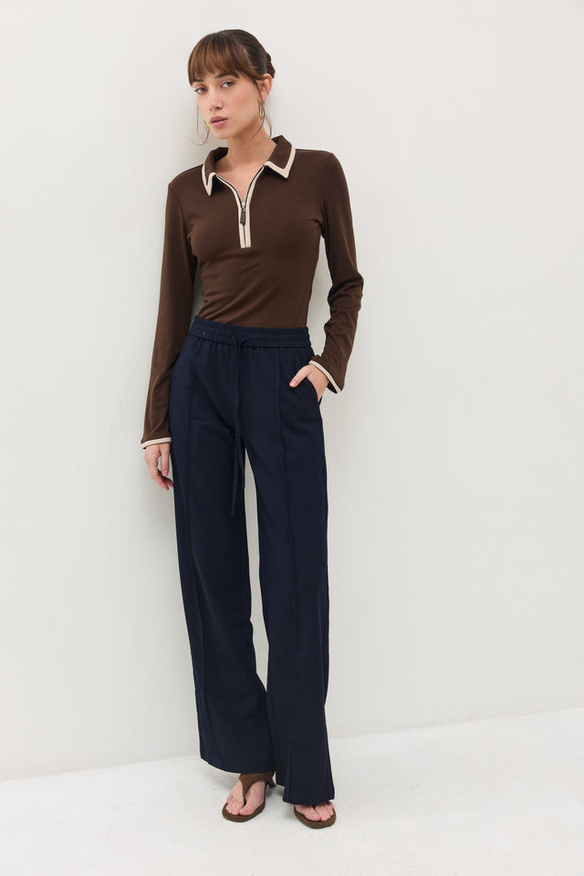 מכנסיים מחוייטים בריוש גומי נייבי