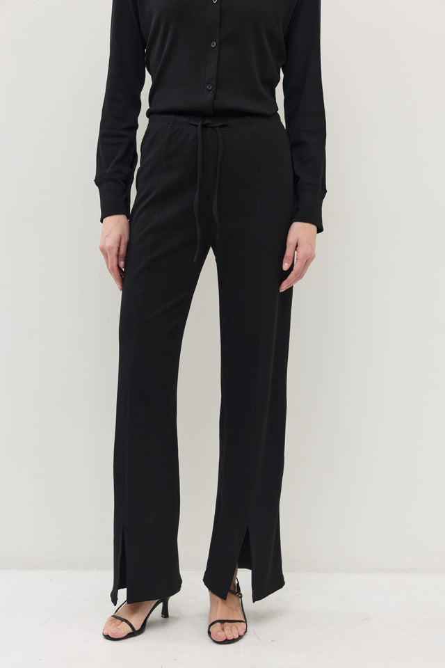 מכנסי קקאו ריב פתח קדמי שחורים