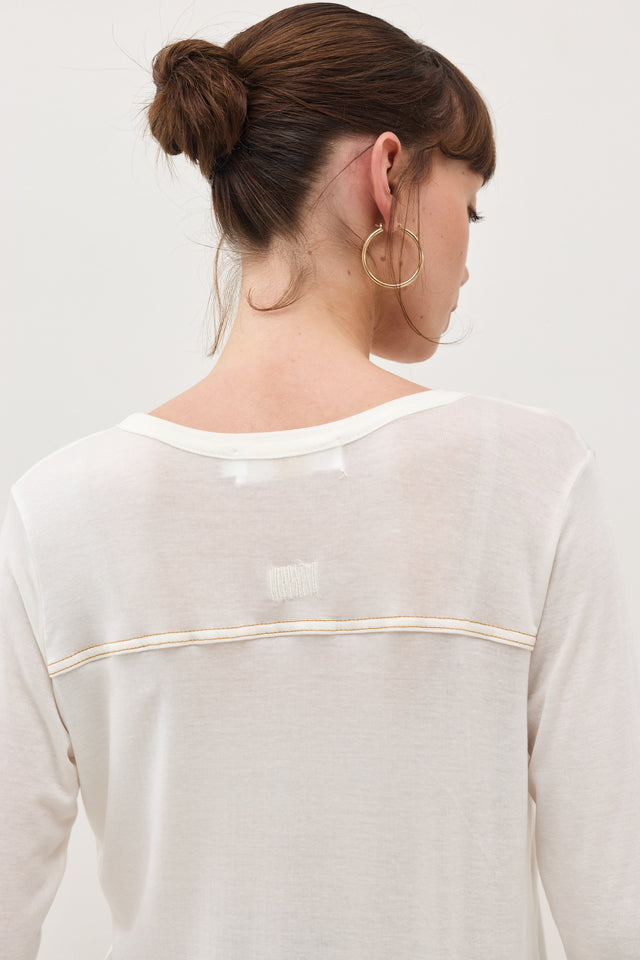 חולצת דונאטס תיפורים לבן