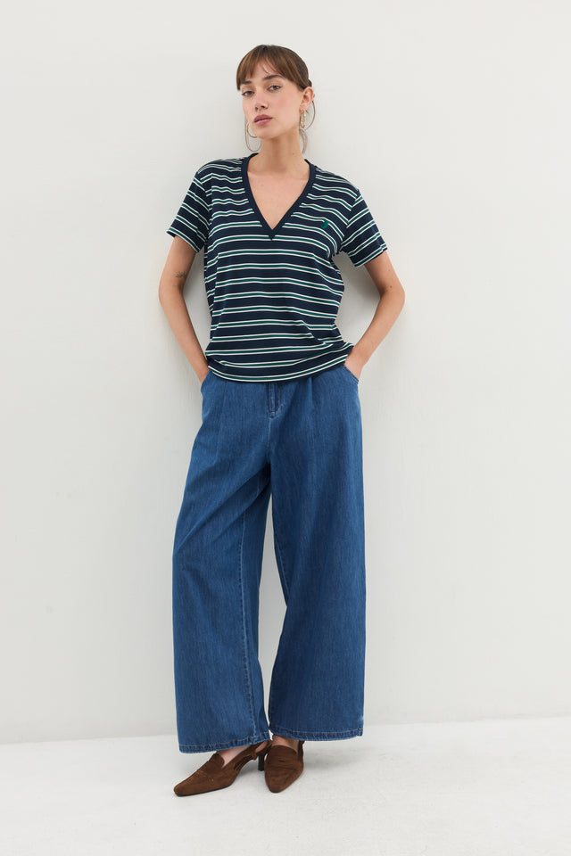 חולצת וי קוקיז פסים מפתח וי קצרה נייבי