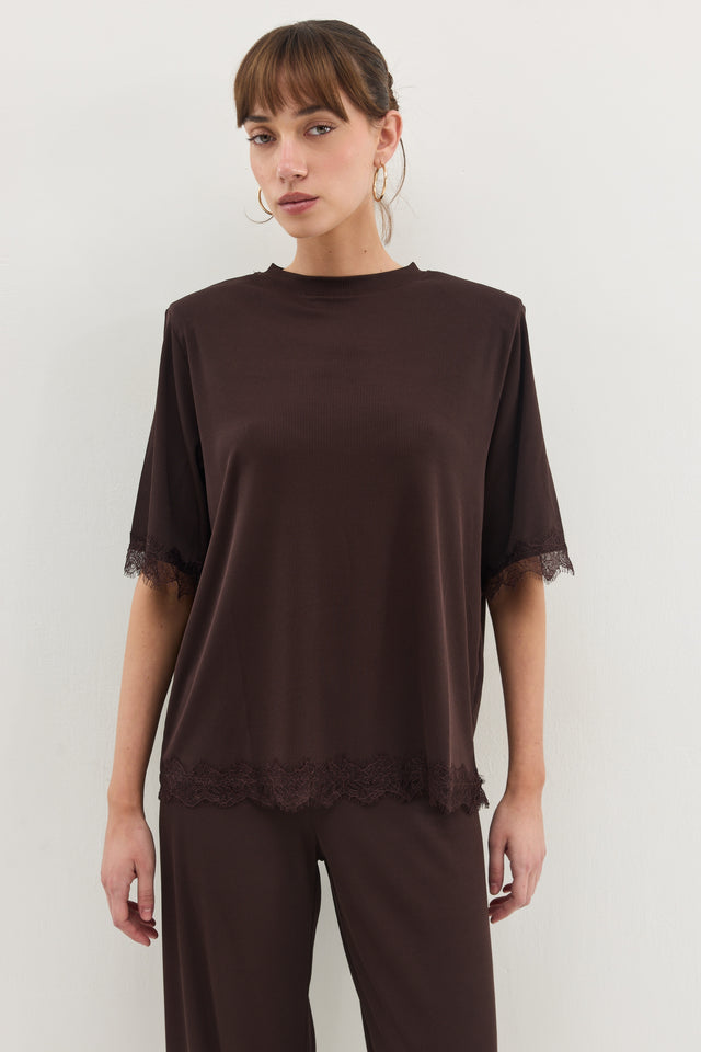 חולצת ספיריט ריב תחרה כריות נשלפות חומה