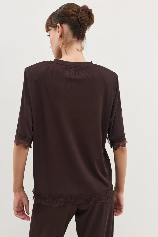 חולצת ספיריט ריב תחרה כריות נשלפות חומה