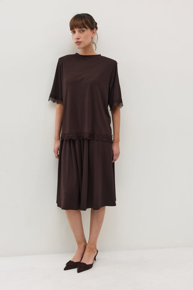 חולצת ספיריט ריב תחרה כריות נשלפות חומה