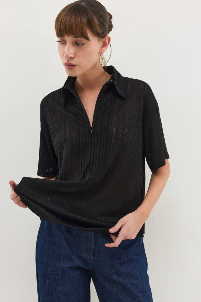 חולצת זיפר וונט ספייסי שחורה