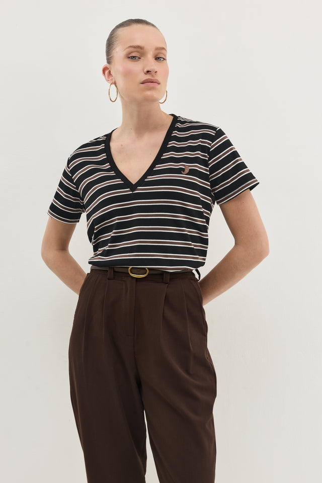 חולצת וי קוקיז פסים מפתח וי קצרה שחורה
