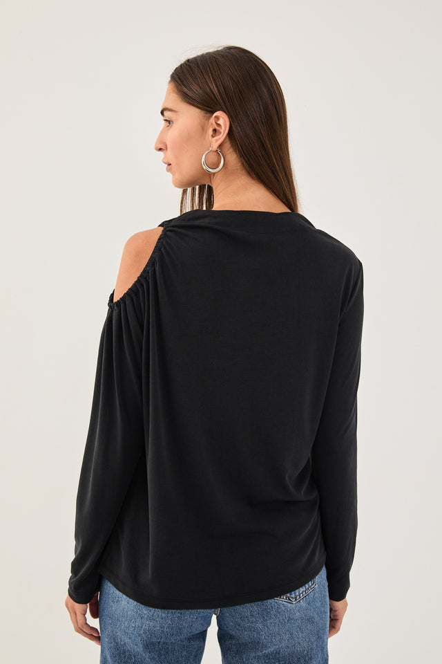 חולצת ליבי דיטייל מפתח כתף אסימטרי שחורה
