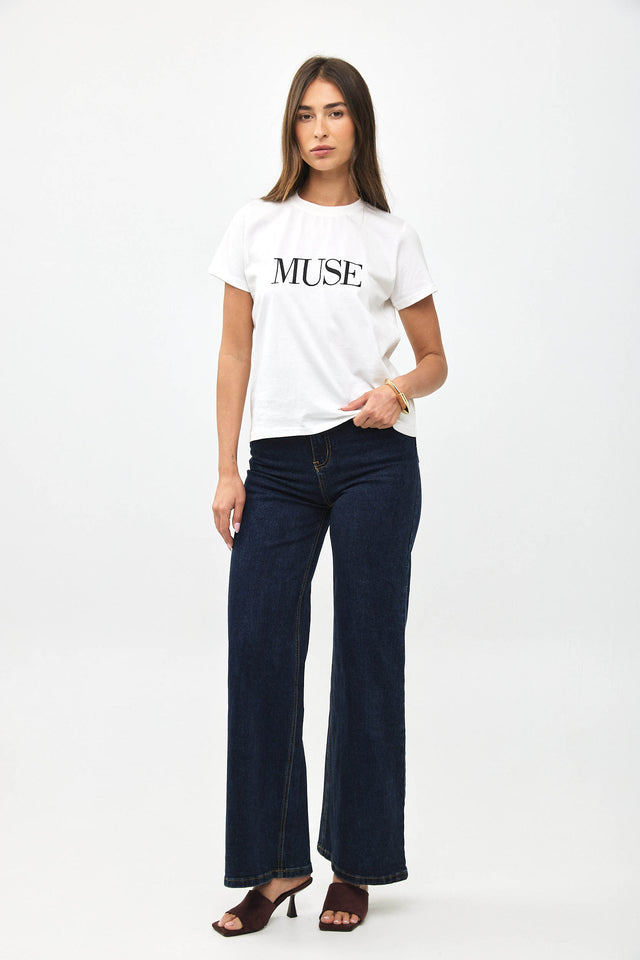 חולצת קוקיז רקמת MUSE לבנה