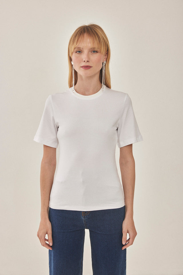 חולצה טופאצו T מודל מפתח עגול לבנה