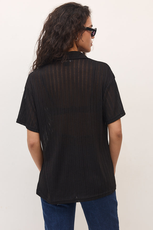 חולצת זיפר וונט ספייסי שחורה