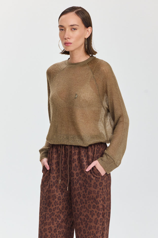 חולצת LEAGUE סריג דק זית