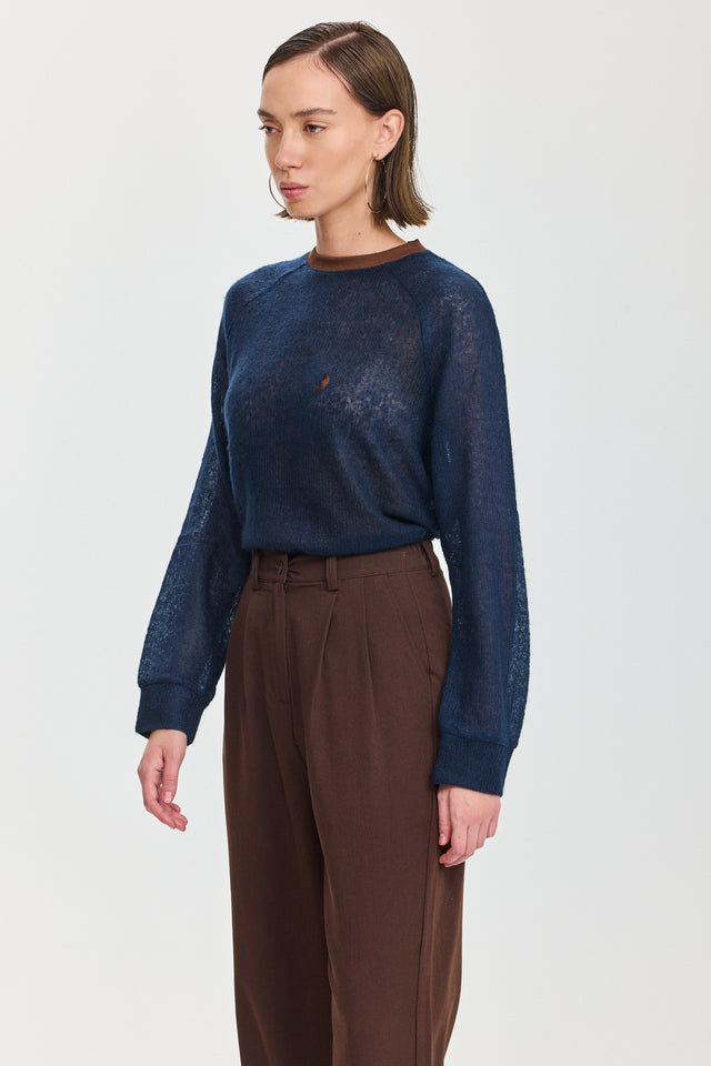 חולצת LEAGUE ספייסי סריג דק חומה