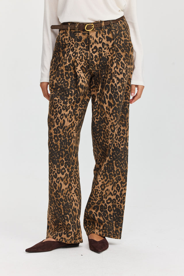 מכנסי ג'ינס מאפין מחוייטים מנומרים