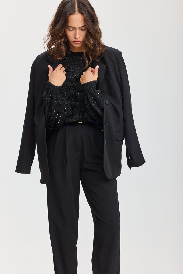 סוודר מרשמלו פייטים שחור