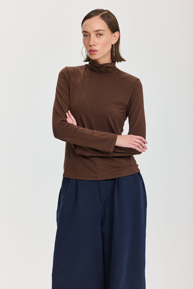 חולצת מיסו גולף חום שוקולד