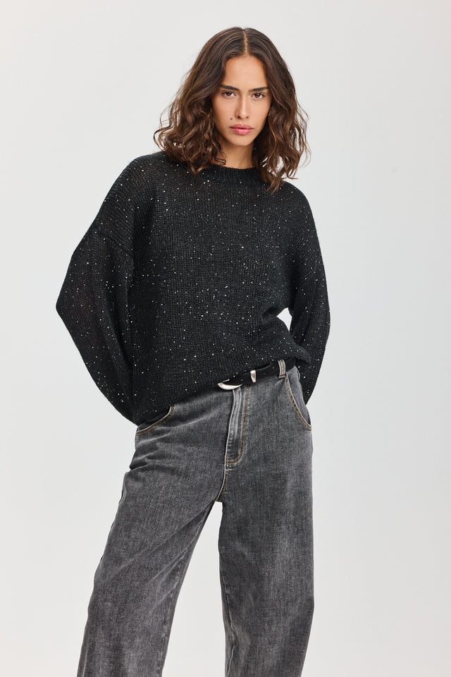 סוודר מרשמלו פייטים שחור