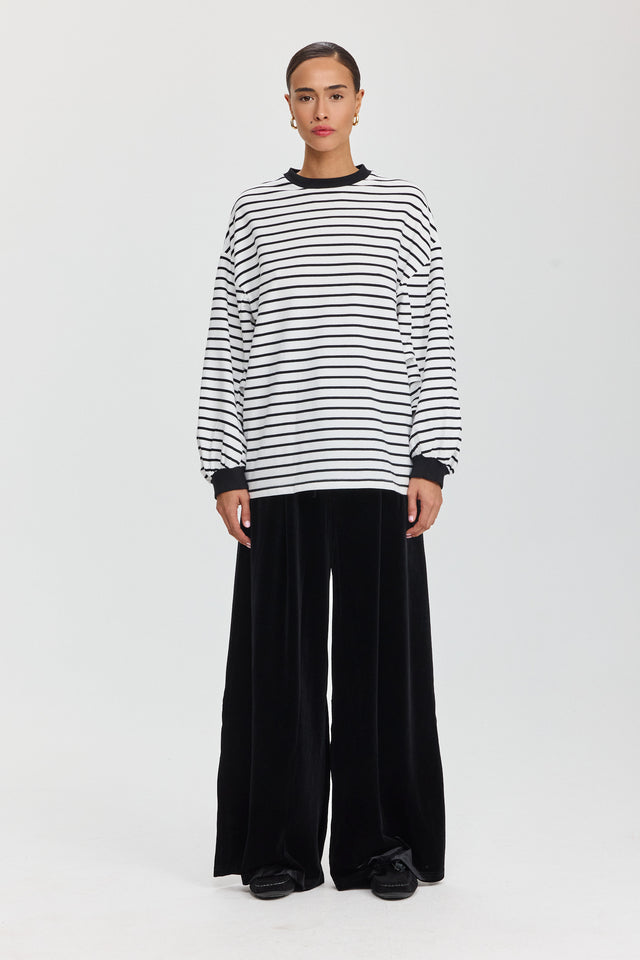 סווטשירט פודינג שרוולים תפוחים פסים שחור לבן