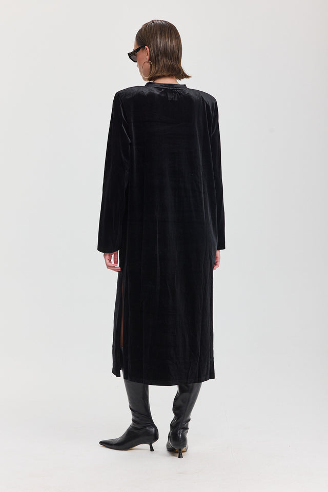 שמלת קטיפה מדמואזל מידי כריות כתפיים נשלפות שחורה