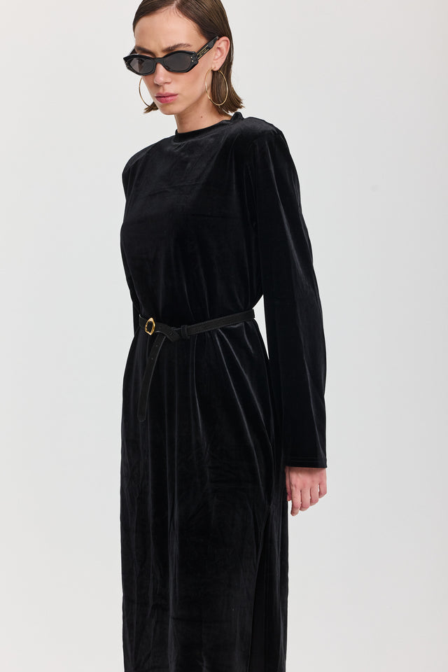 שמלת קטיפה מדמואזל מידי כריות כתפיים נשלפות שחורה