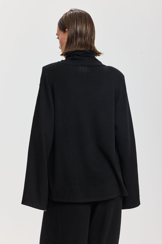 חולצת גולף סריג פריס שחורה