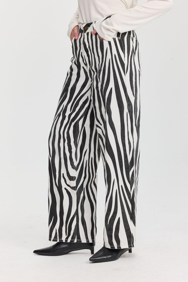 מכנסי ג'ינס זברה