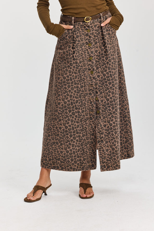 חצאית ג'ינס קמפרי A כפתורים מנומרת