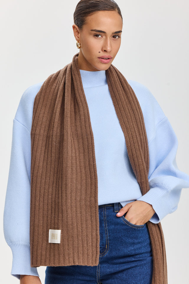 צעיף פרוסטינג סרוג חום