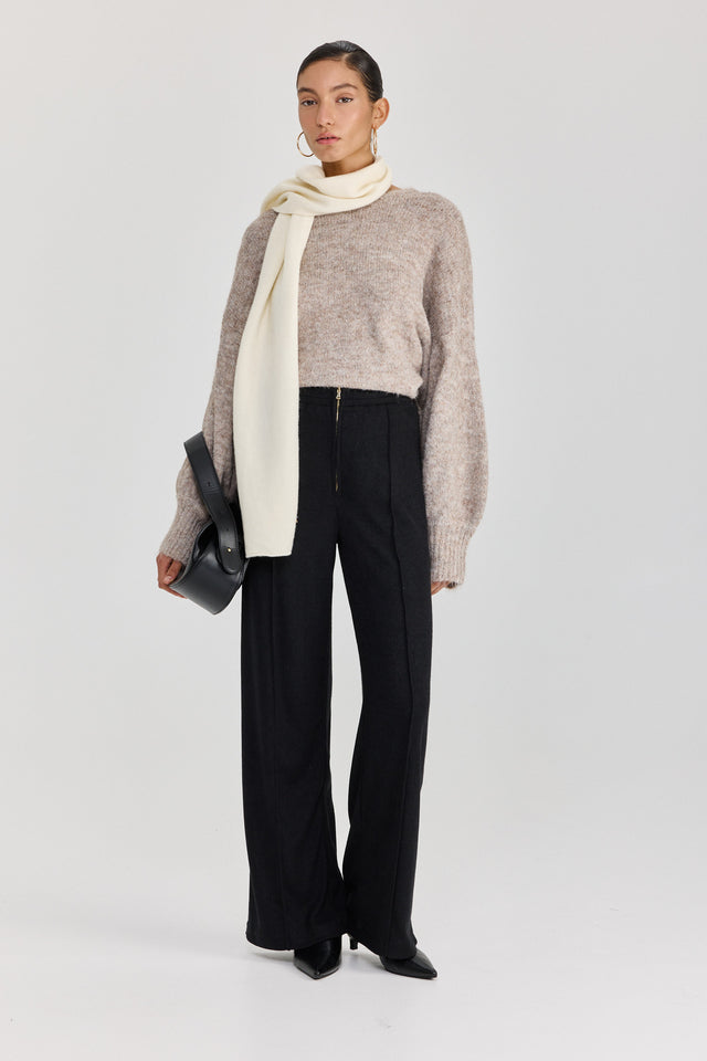 סוודר פרזנט פלאפי בז' טראפל