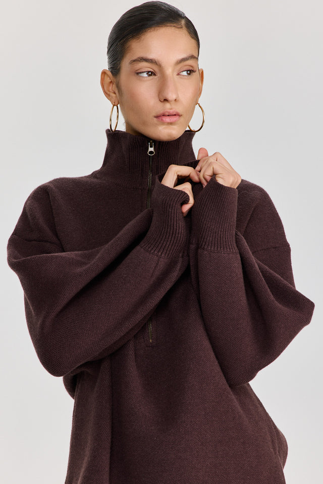 סוודר פרזנט זיפר חום שוקולד