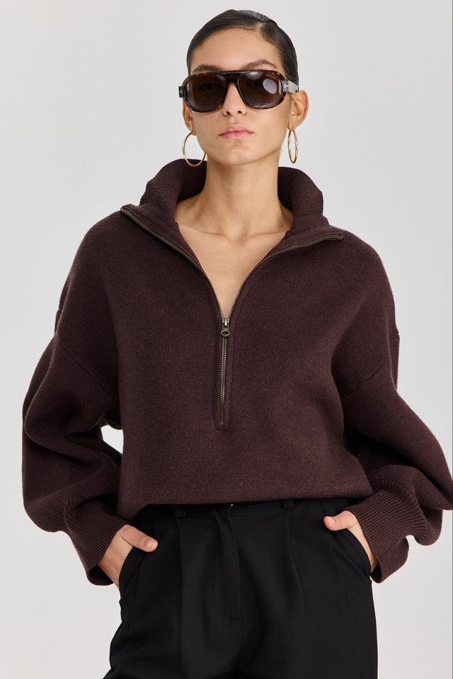 סוודר פרזנט זיפר חום שוקולד